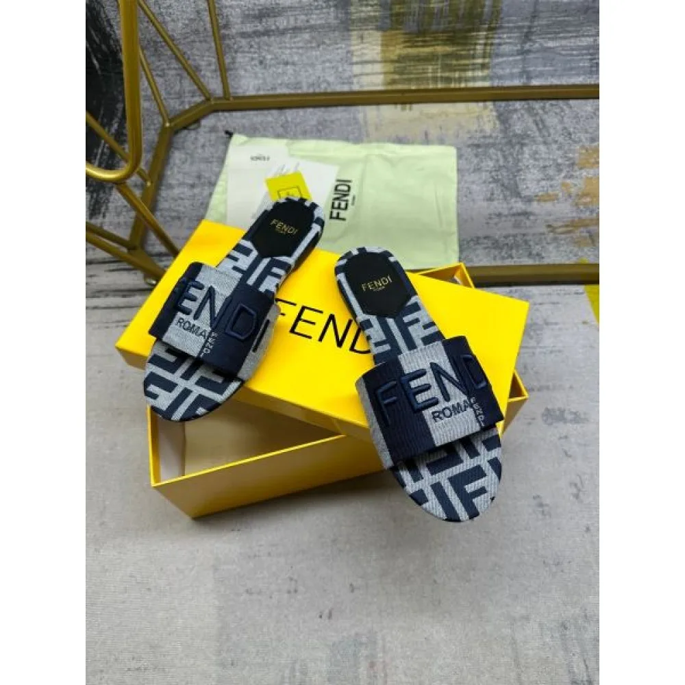 2026 春夏新作完売雑誌掲載 FENDI フェンデイ レディースサンダル 商品画像 6