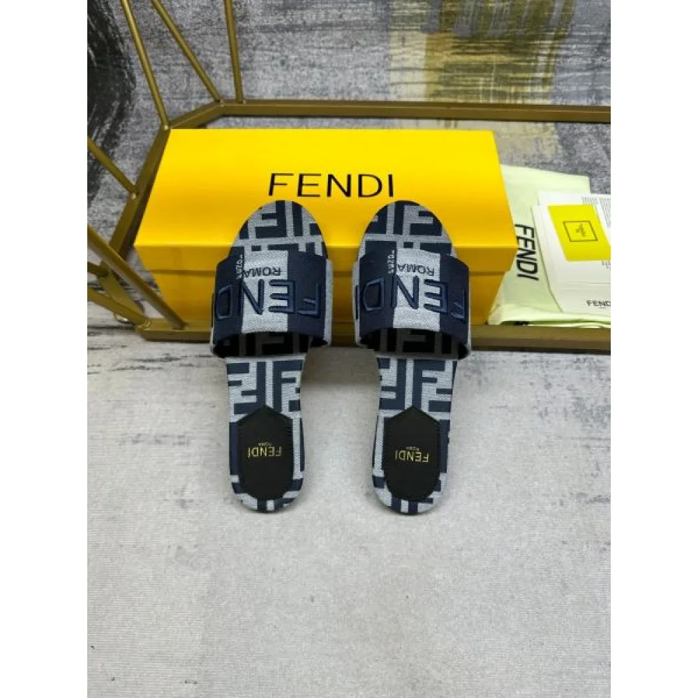 2026 春夏新作完売雑誌掲載 FENDI フェンデイ レディースサンダル 商品画像 9