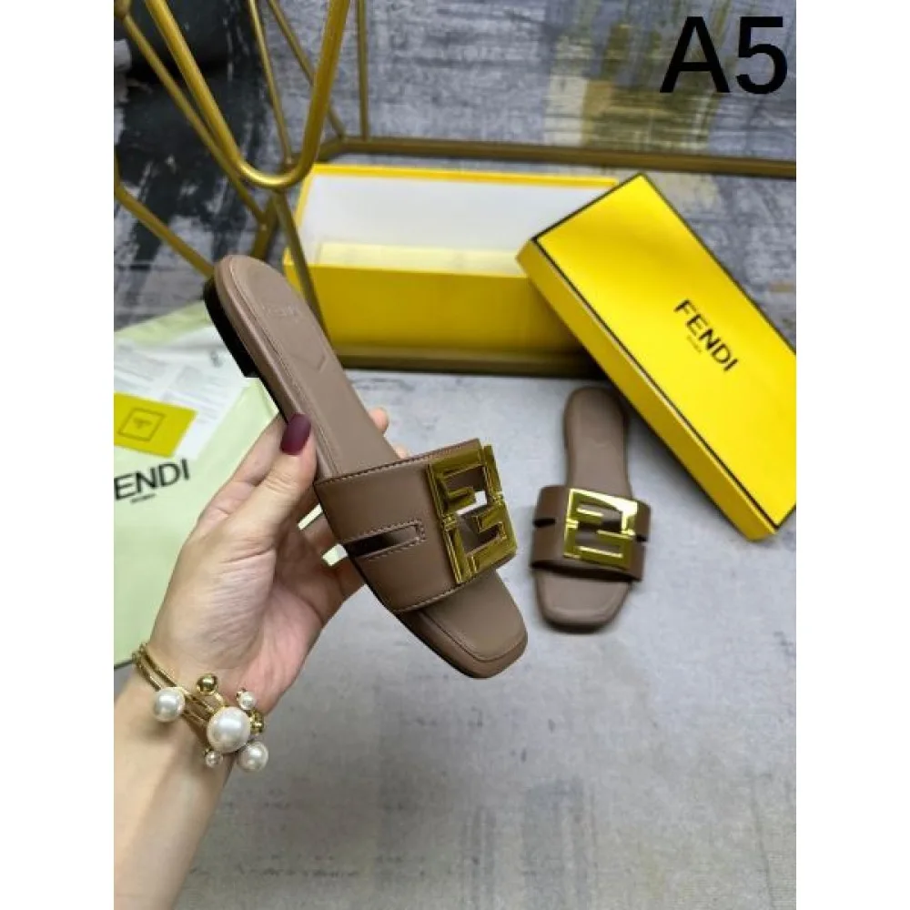 2026 新作セール価格でゲット FENDI フェンデイ レディースサンダル 商品画像 5