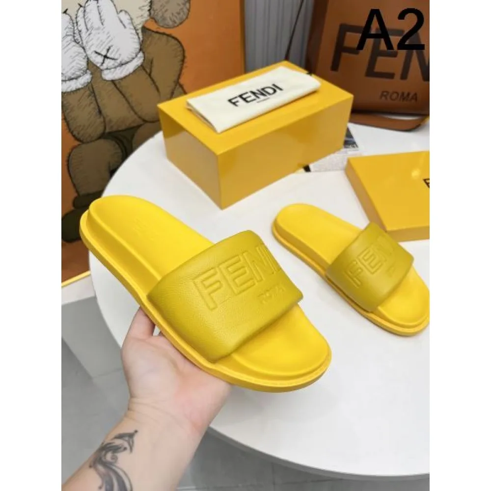 2026 一目惚れ必至夏季セール FENDI フェンデイ レディースサンダル 商品画像 2