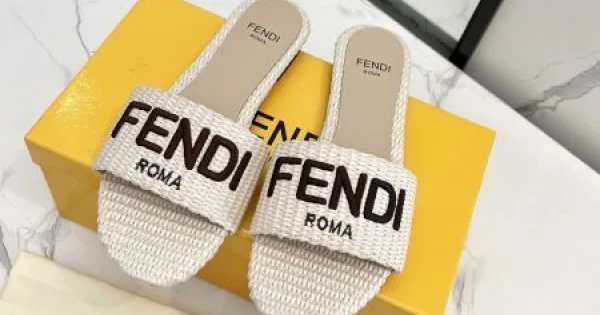 2026 見逃せない注目夏季精品 FENDI フェンデイ レディースサンダル 商品画像 12