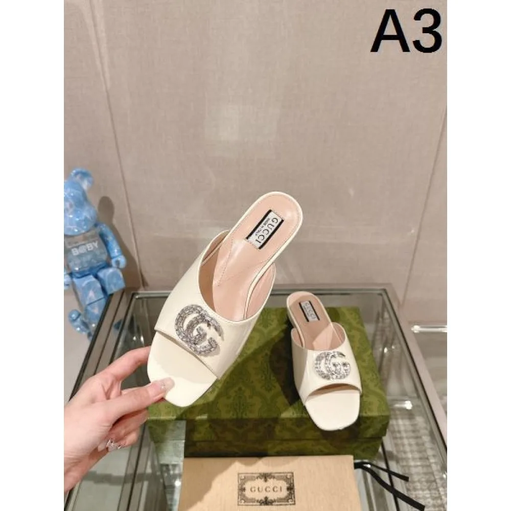 2026 魅力的な価格でセール GUCCI グッチ レディーススリッパ 商品画像 3