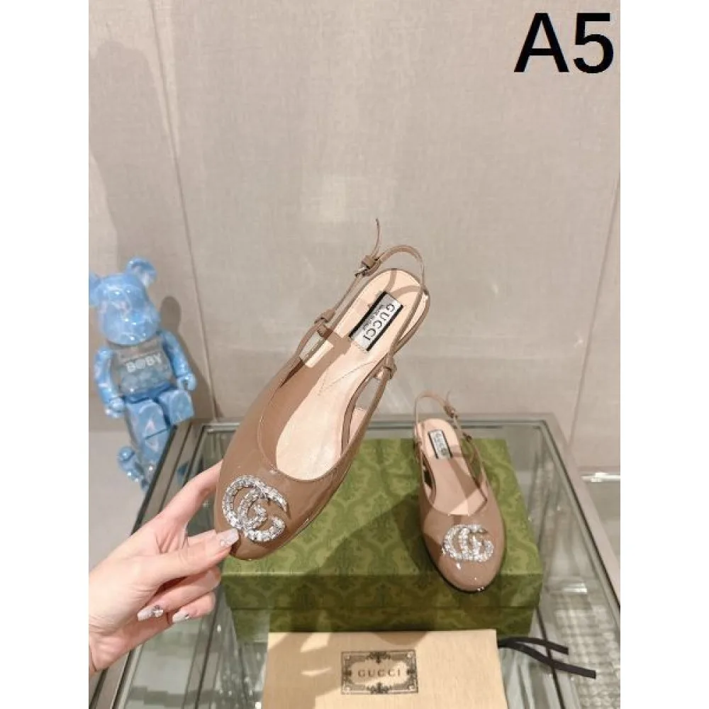 2026 贈るべきのプレゼント GUCCI グッチ レディースサンダル 商品画像 5