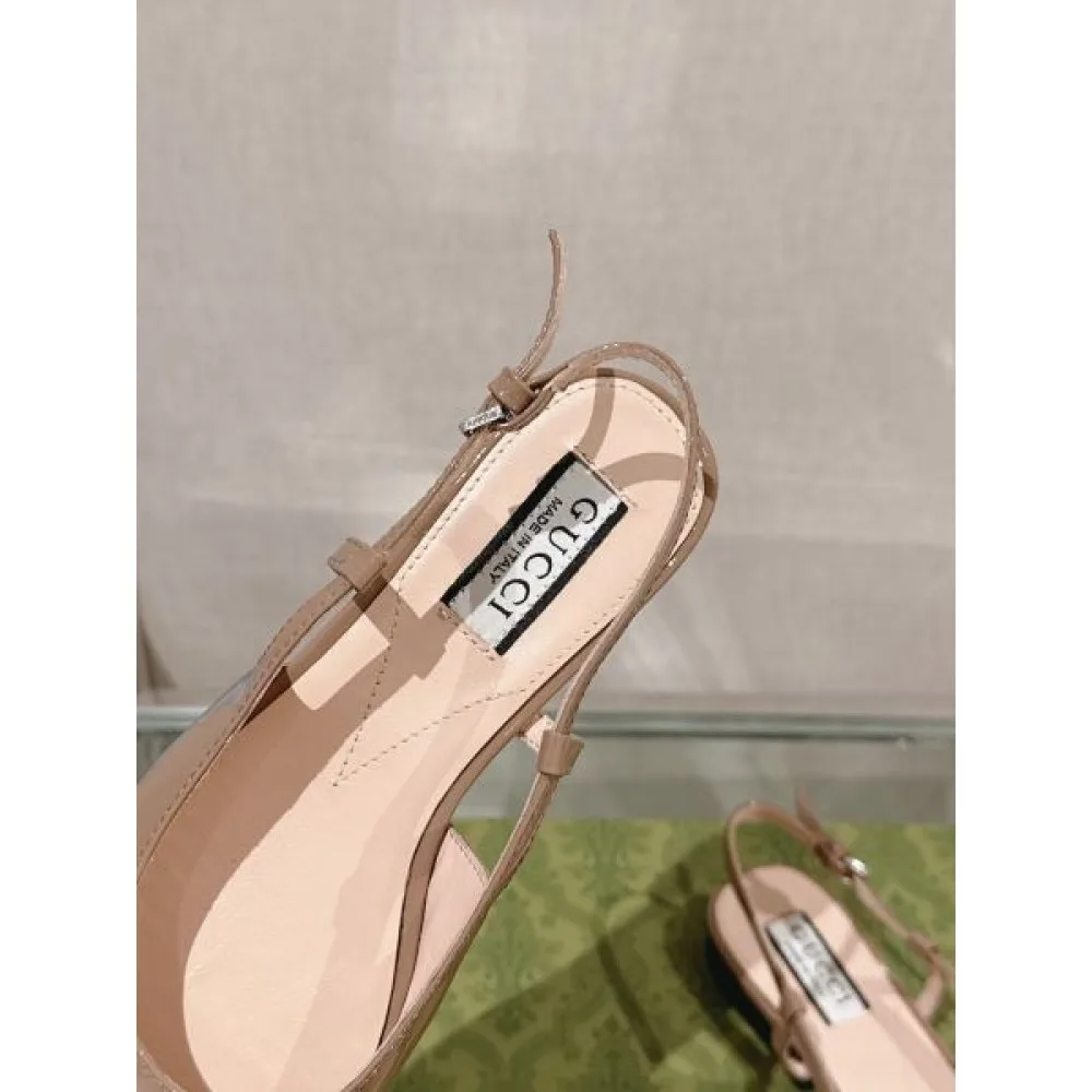 2026 贈るべきのプレゼント GUCCI グッチ レディースサンダル 商品画像 8