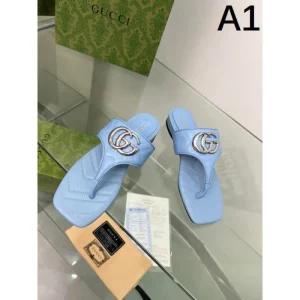 2026 今季ヒット必至の夏季新作 GUCCI グッチ レディーススリッパ 商品画像 1