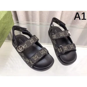 2026 続々とお目見える夏季新作 GUCCI グッチ レディースサンダル 商品画像 1