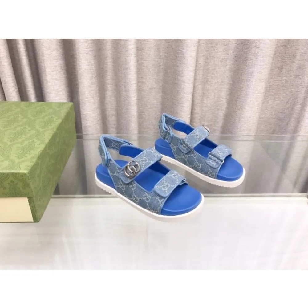 2026 続々とお目見える夏季新作 GUCCI グッチ レディースサンダル 商品画像 4