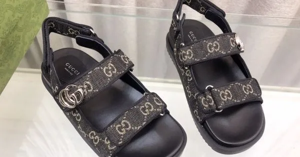 2026 続々とお目見える夏季新作 GUCCI グッチ レディースサンダル 商品画像 11