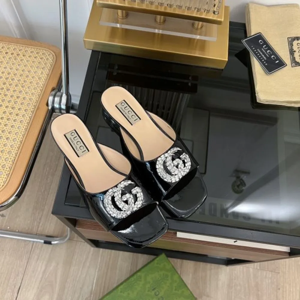 2026 ファッション感が急上昇! GUCCI グッチ レディーススリッパ 商品画像 5