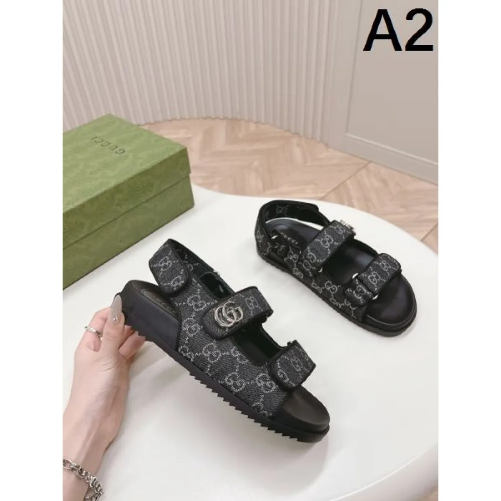 2026 夏季日本未入荷カラー GUCCI グッチ レディースサンダル 商品画像 2
