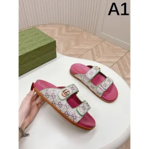 2026 品薄状態になる夏季新作 GUCCI グッチ レディースサンダル 商品画像 1