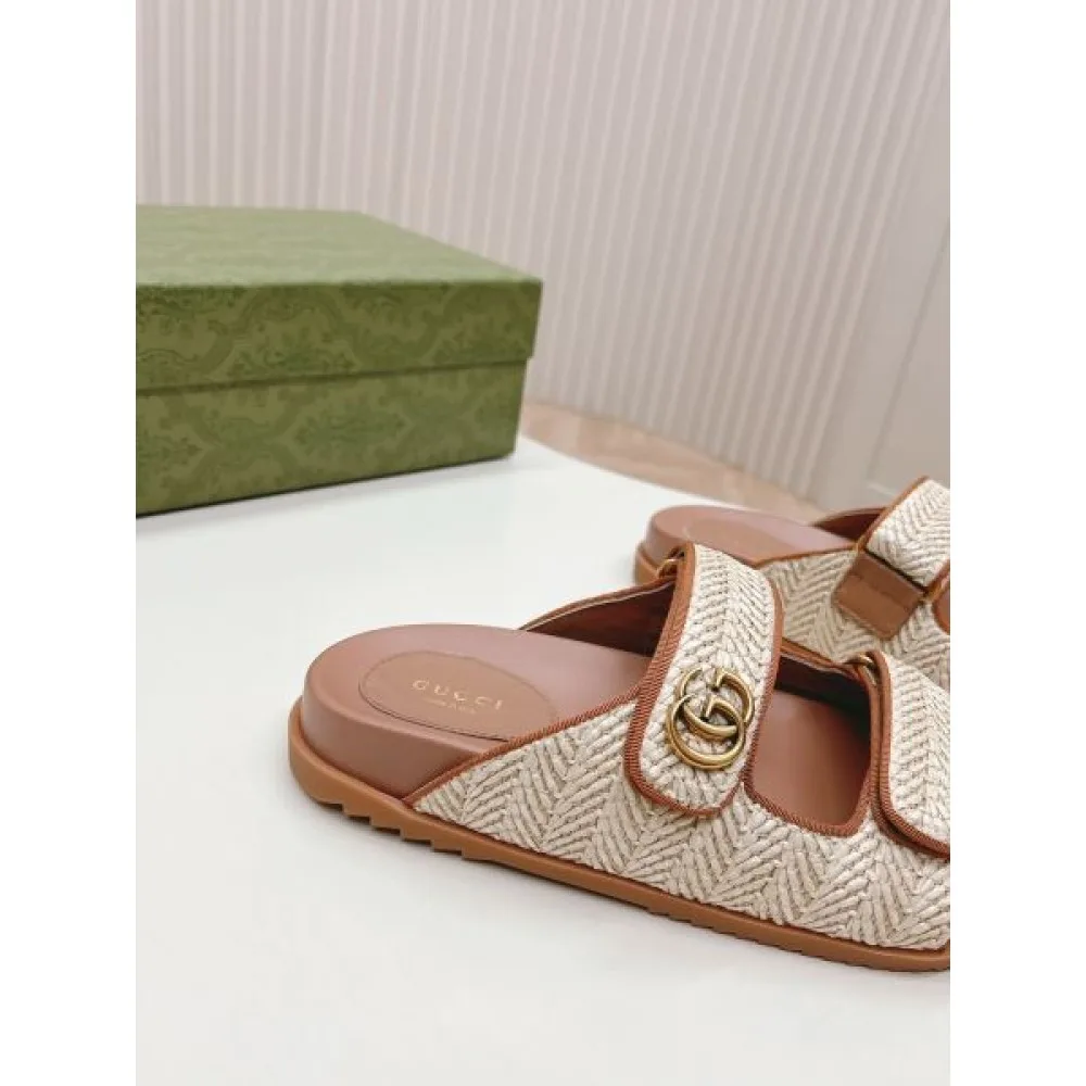 2026 品薄状態になる夏季新作 GUCCI グッチ レディースサンダル 商品画像 8
