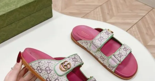 2026 品薄状態になる夏季新作 GUCCI グッチ レディースサンダル 商品画像 11