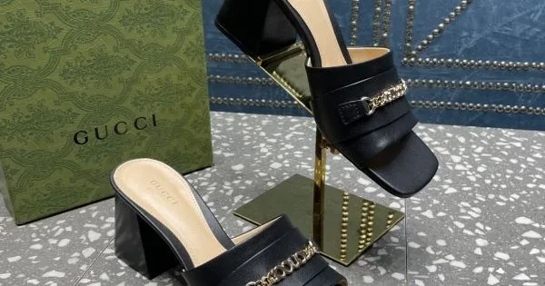 2026 春夏の限定コレクション GUCCI グッチ レディースサンダル 商品画像 11