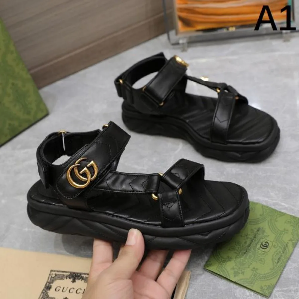 2026 夏にピッタリのアイテム GUCCI グッチ レディースサンダル 商品画像 1