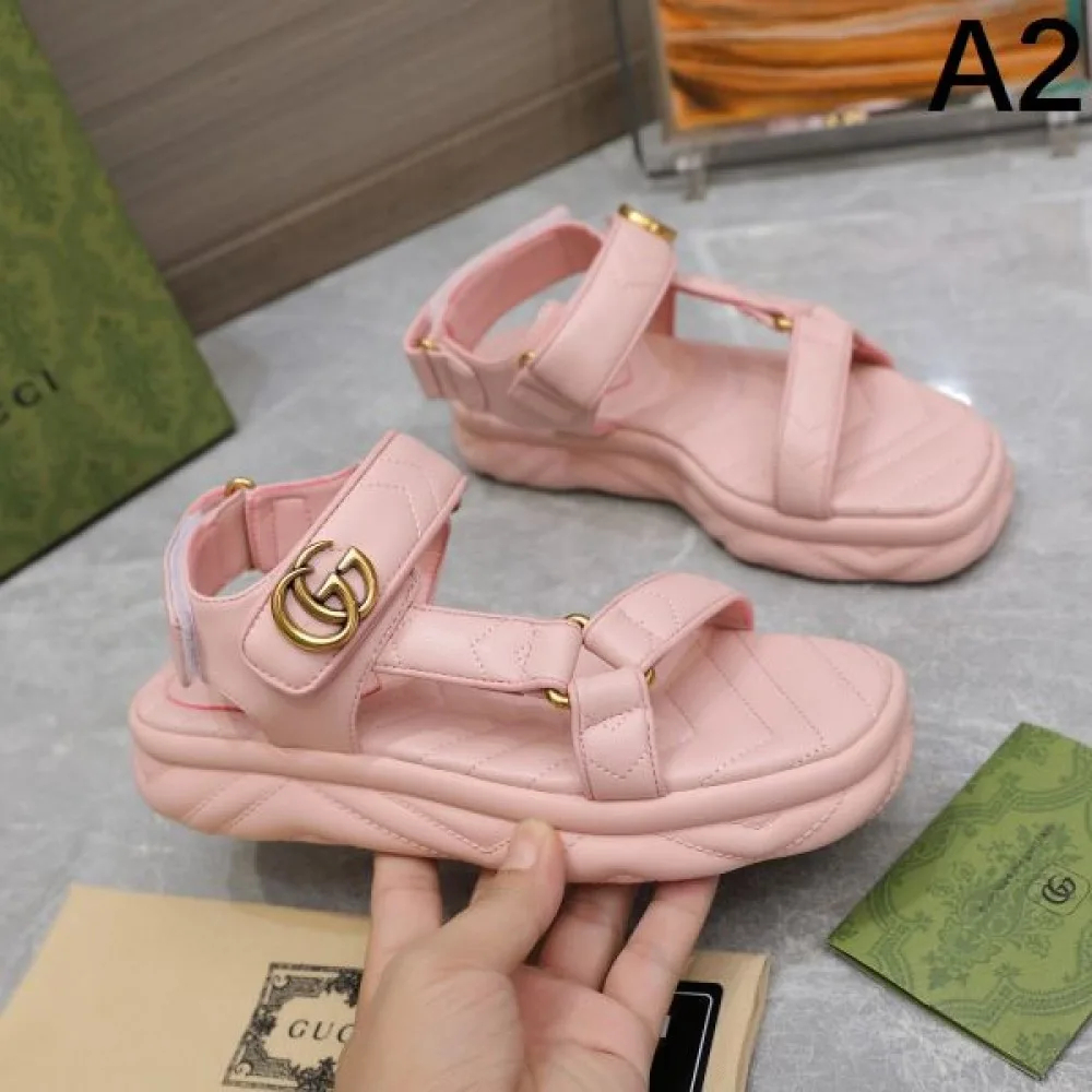 2026 夏にピッタリのアイテム GUCCI グッチ レディースサンダル 商品画像 2