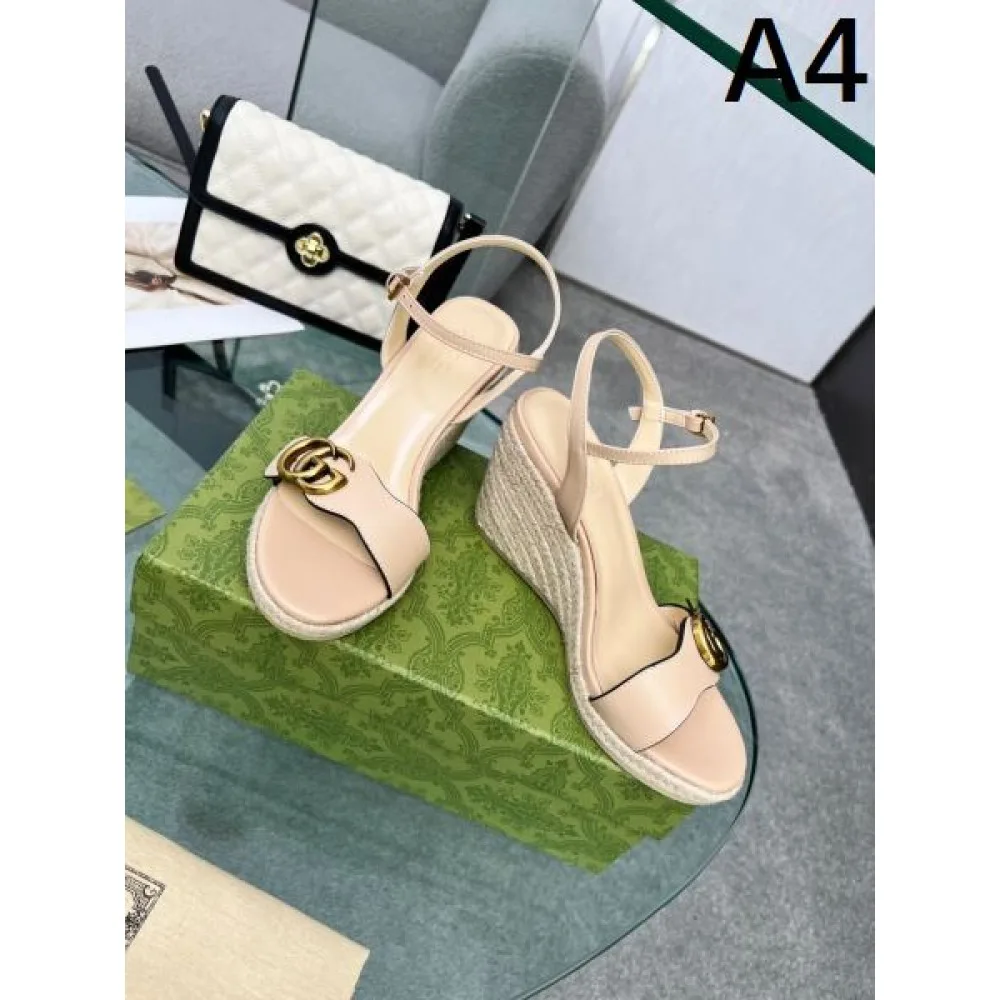 2026 見逃せない注目夏季精品 GUCCI グッチ レディースサンダル 商品画像 4