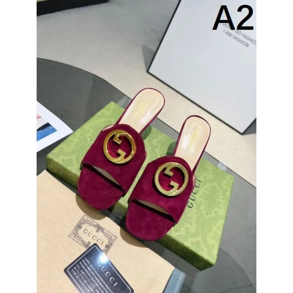2026 品薄状態になる夏季新作 GUCCI グッチ レディースサンダル 商品画像 2