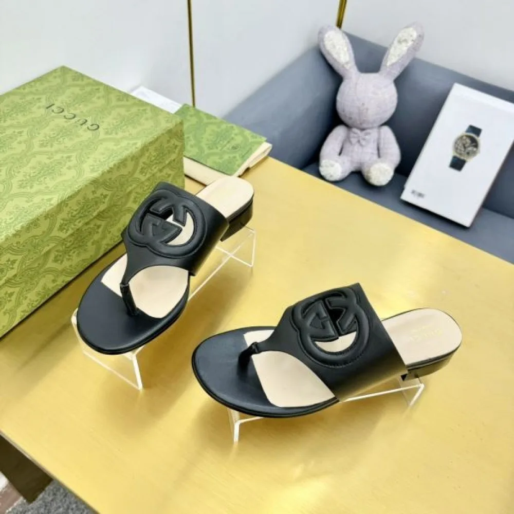 2026 この春夏注目のトップス GUCCI グッチ レディースサンダル 商品画像 5