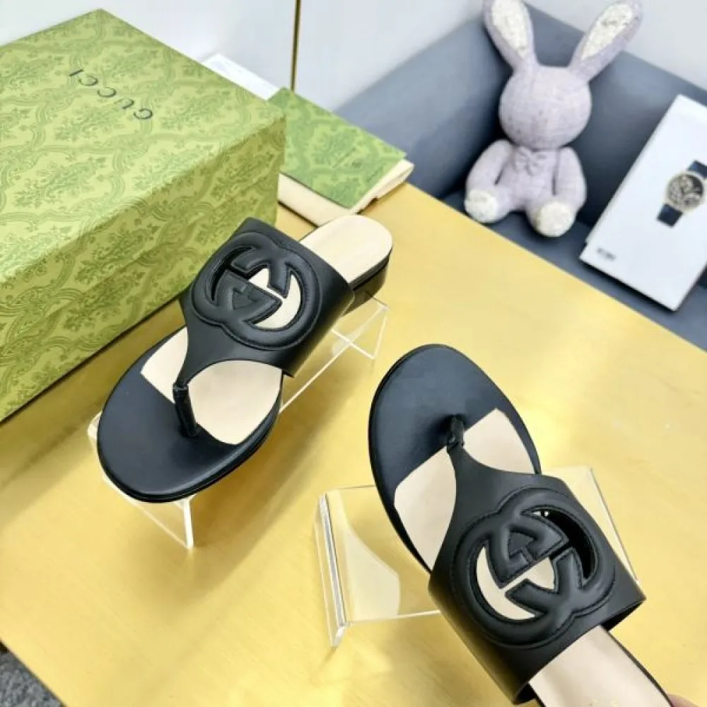 2026 この春夏注目のトップス GUCCI グッチ レディースサンダル 商品画像 8