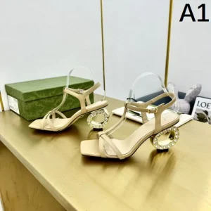2026 最旬トレンド間違いなし GUCCI グッチ レディースサンダル 商品画像 1