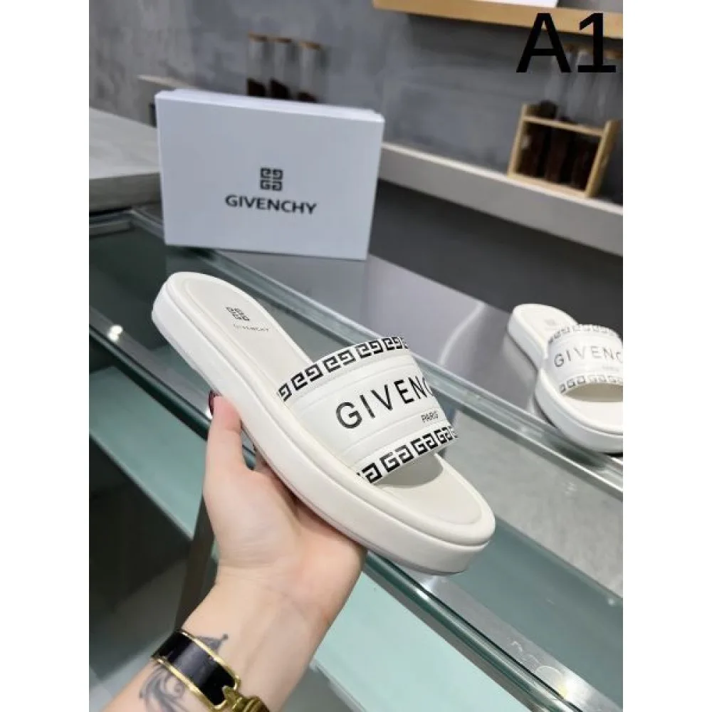 2026 期待値も高いアイテム GIVENCHY ジバンシィ レディーススリッパ 商品画像 1