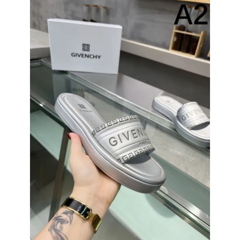2026 期待値も高いアイテム GIVENCHY ジバンシィ レディーススリッパ 商品画像 2