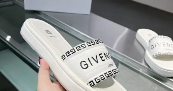 2026 期待値も高いアイテム GIVENCHY ジバンシィ レディーススリッパ 商品画像 11