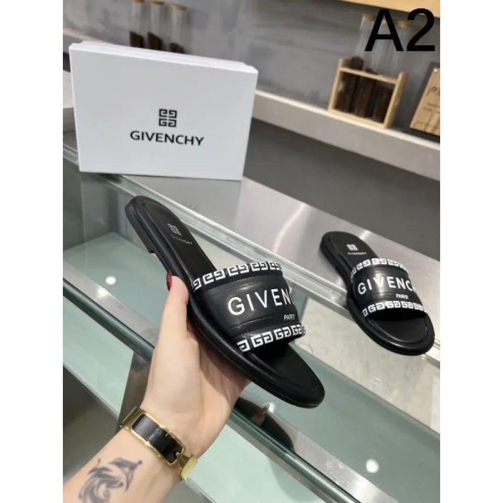 2026 日本未上陸のブランド GIVENCHY ジバンシィ レディーススリッパ 商品画像 2