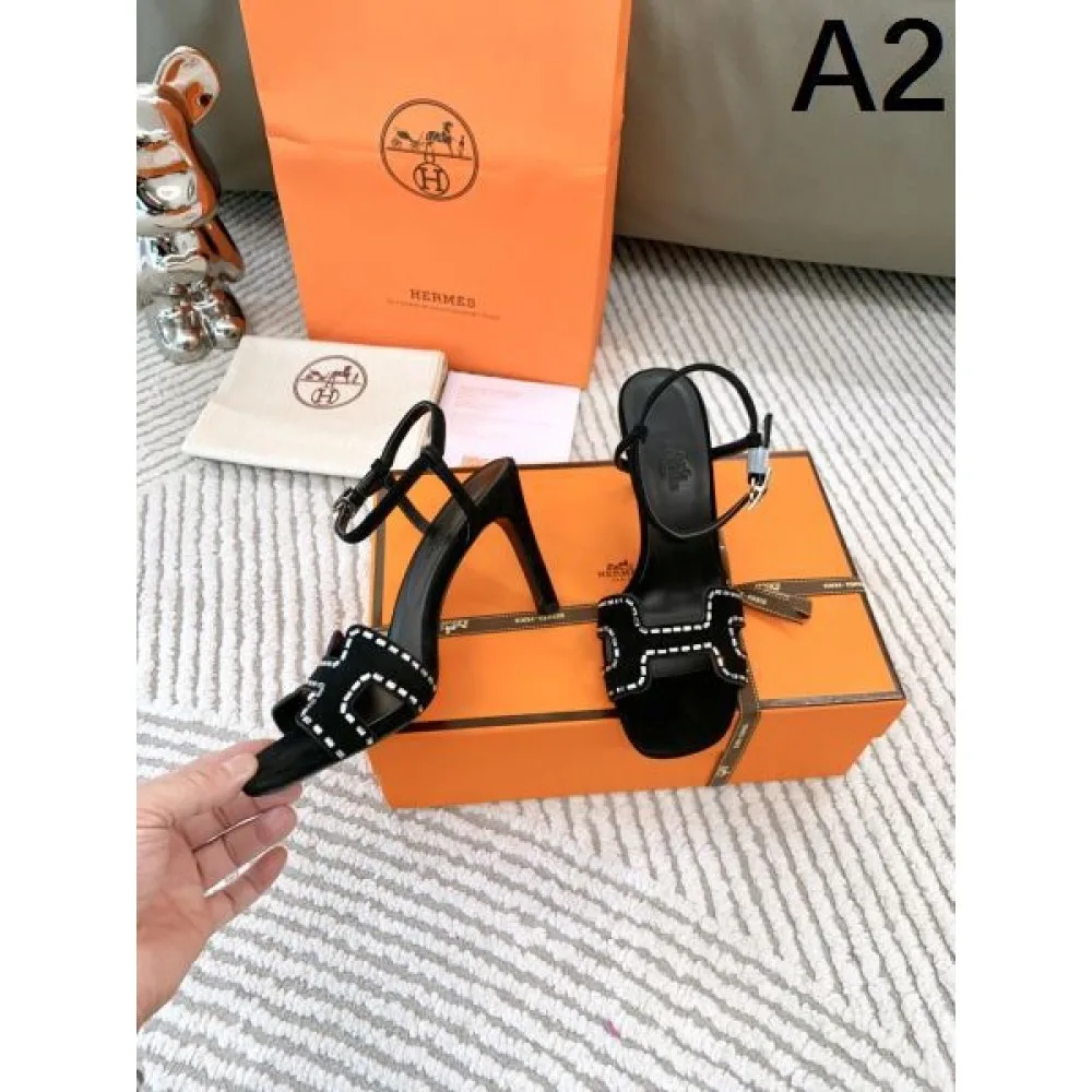 2026 大人な印象が溢れ出る HERMES エルメス レディースサンダル 商品画像 2
