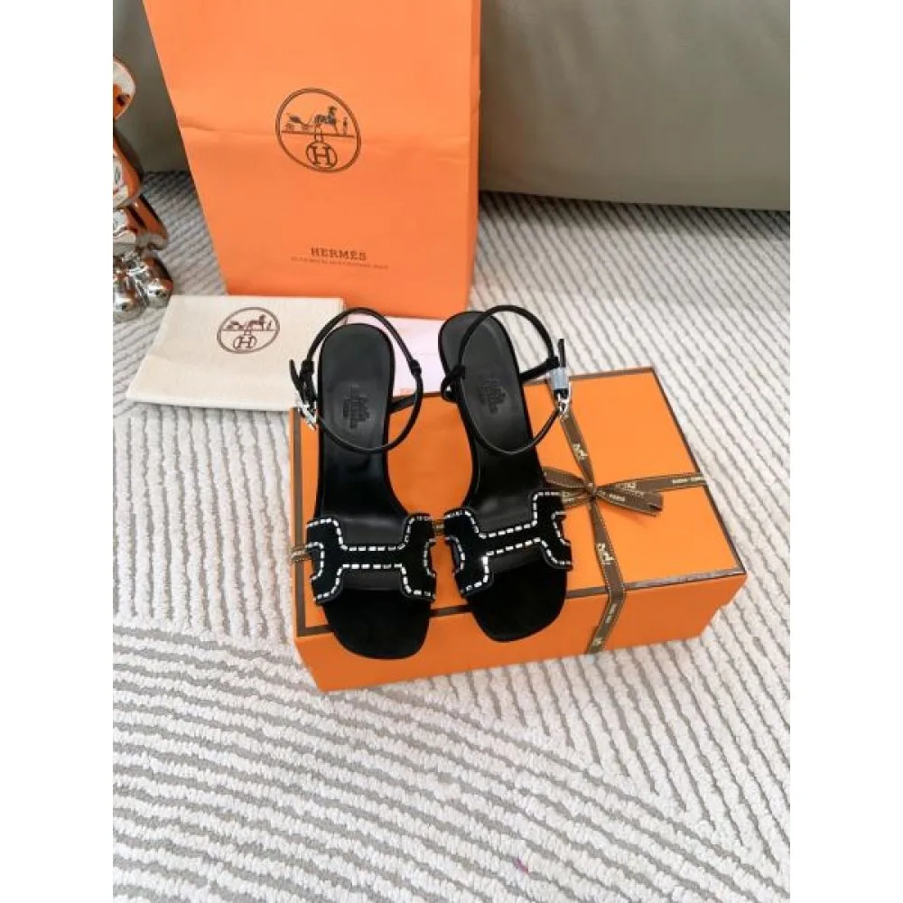 2026 大人な印象が溢れ出る HERMES エルメス レディースサンダル 商品画像 3