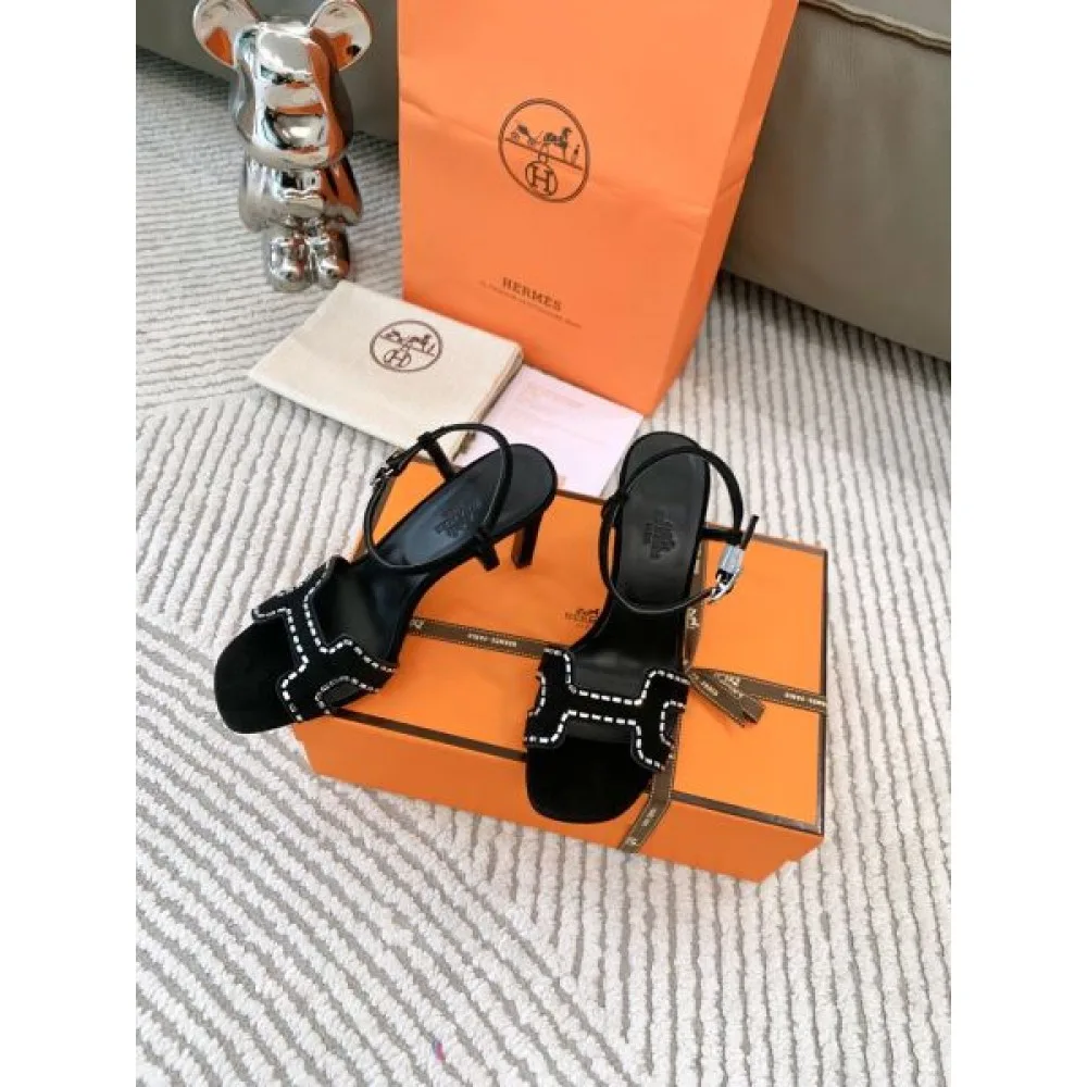 2026 大人な印象が溢れ出る HERMES エルメス レディースサンダル 商品画像 5