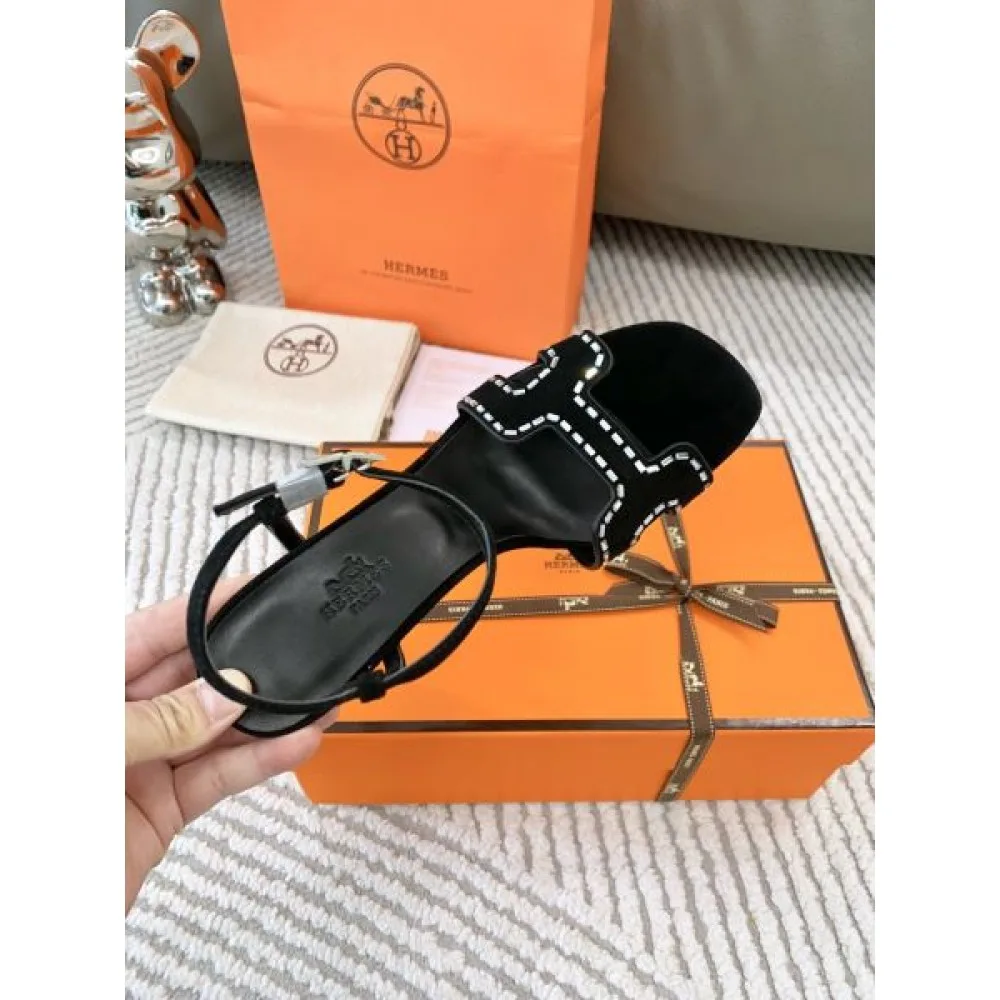 2026 大人な印象が溢れ出る HERMES エルメス レディースサンダル 商品画像 8