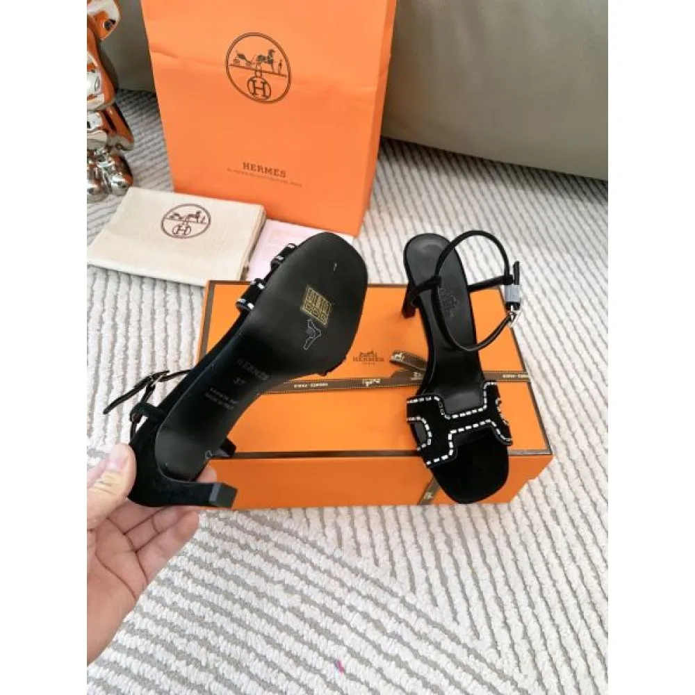 2026 大人な印象が溢れ出る HERMES エルメス レディースサンダル 商品画像 9