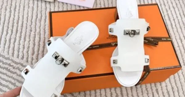 2026 大人の雰囲気たっぷり HERMES エルメス レディースサンダル 商品画像 11