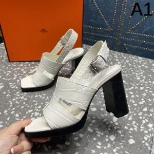2026 可愛い完売確実 大人気 HERMES エルメス レディースサンダル 商品画像 1