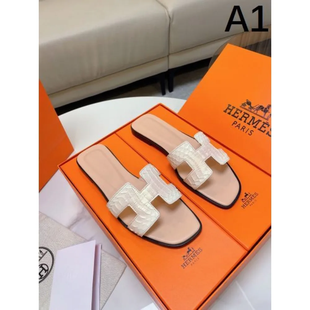 2026 これからの季節、大活躍 HERMES エルメス レディースサンダル 商品画像 1