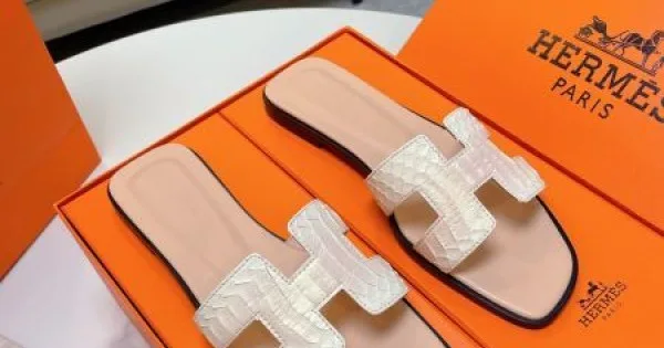 2026 これからの季節、大活躍 HERMES エルメス レディースサンダル 商品画像 11