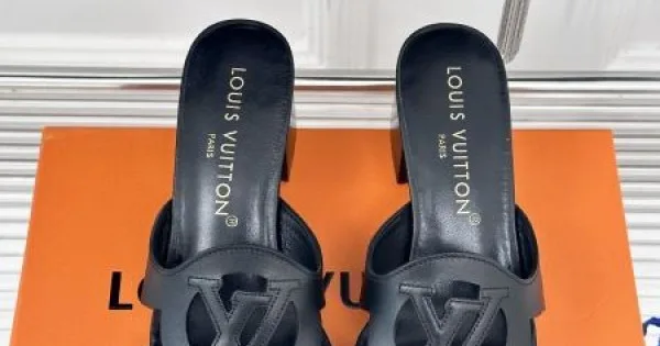 2026 発売極限状態! LOUIS VUITTON ルイヴィトン レディーススリッパ 商品画像 12