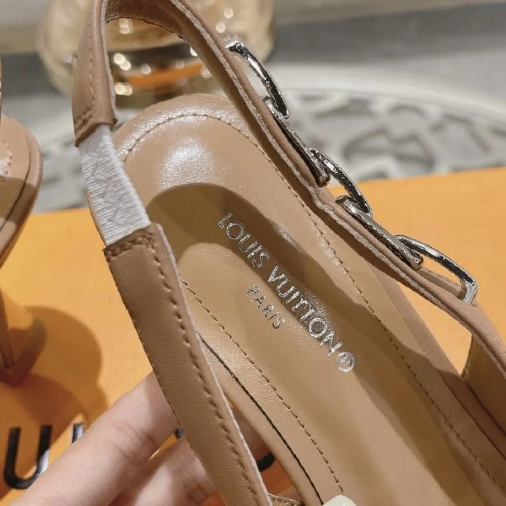 2026 海外先行発売! LOUIS VUITTON ルイヴィトン レディースサンダル 商品画像 10