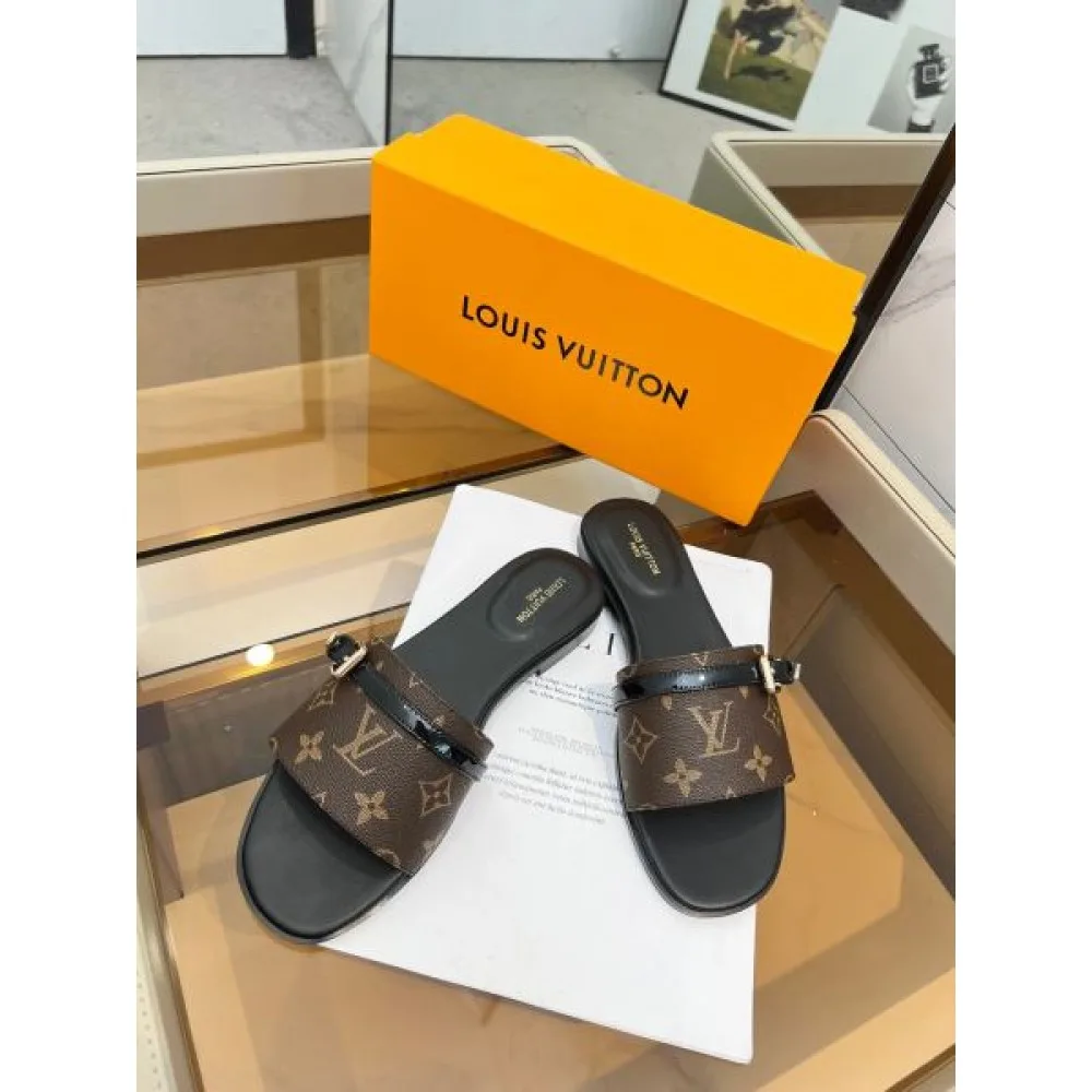 2026 夏らしい新作登場 LOUIS VUITTON ルイヴィトン レディーススリッパ 商品画像 7