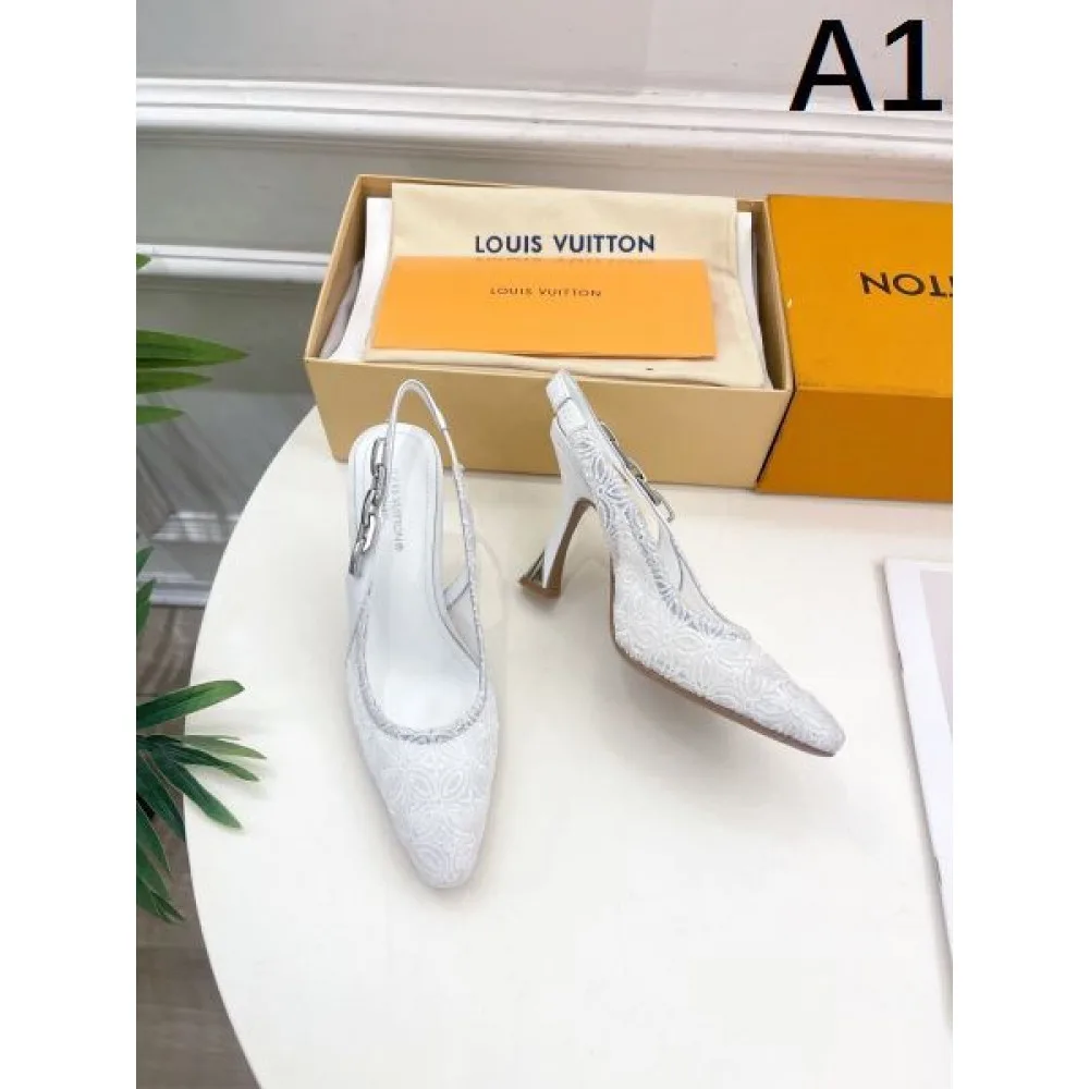 2026 今季爆発的な人気 LOUIS VUITTON ルイヴィトン レディースサンダル 商品画像 1