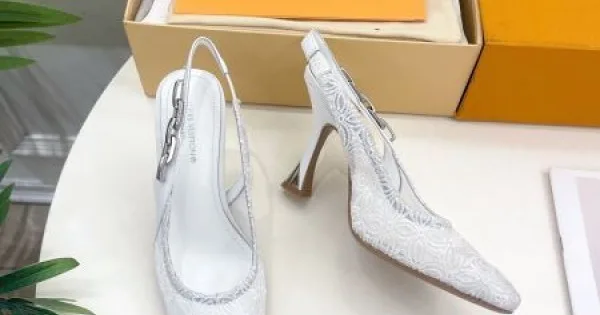 2026 今季爆発的な人気 LOUIS VUITTON ルイヴィトン レディースサンダル 商品画像 11