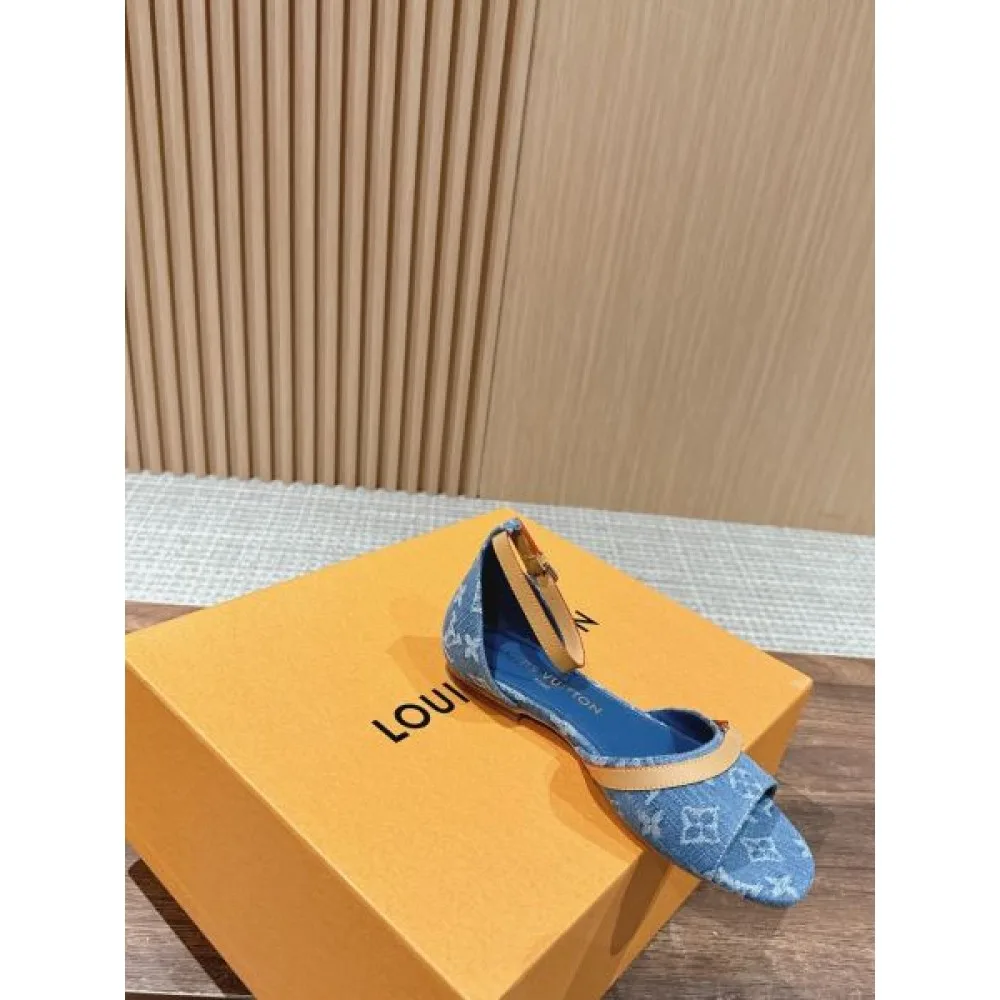 2026 大人気カラー入荷! LOUIS VUITTON ルイヴィトン レディースサンダル 商品画像 3