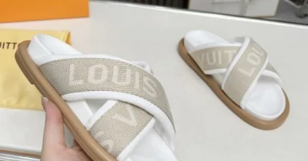 2026 最旬アイテム LOUIS VUITTON ルイヴィトン レディースサンダル 商品画像 10