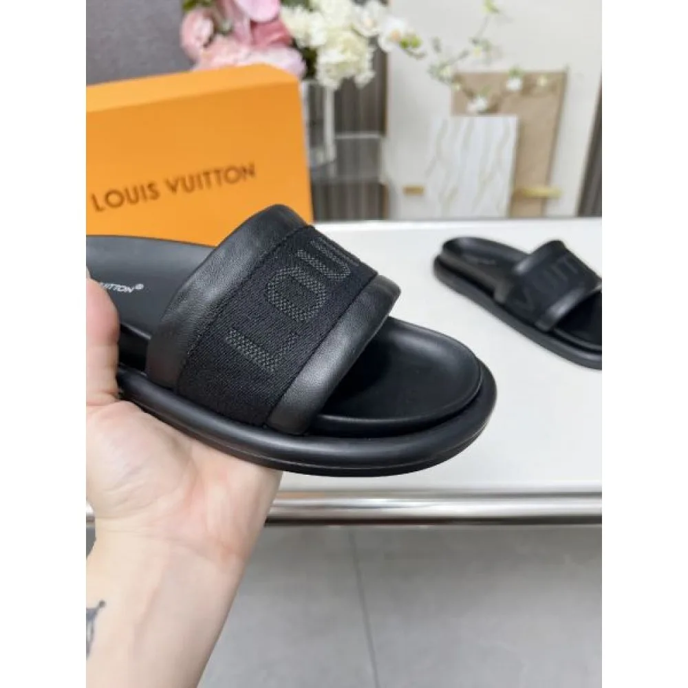 2026 夏らしい色味 LOUIS VUITTON ルイヴィトン レディースサンダル 商品画像 7