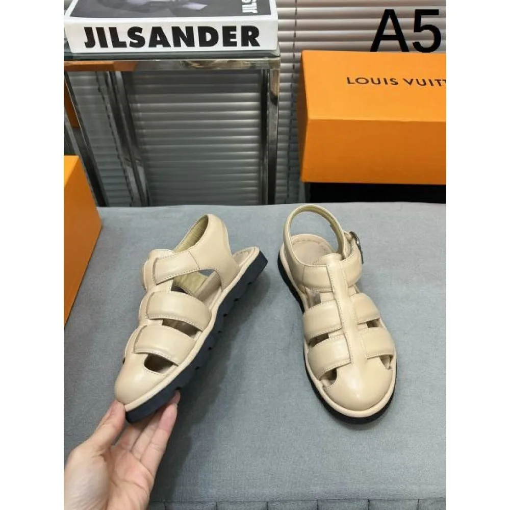 2026 限定デザイン LOUIS VUITTON ルイヴィトン レディースサンダル 商品画像 5