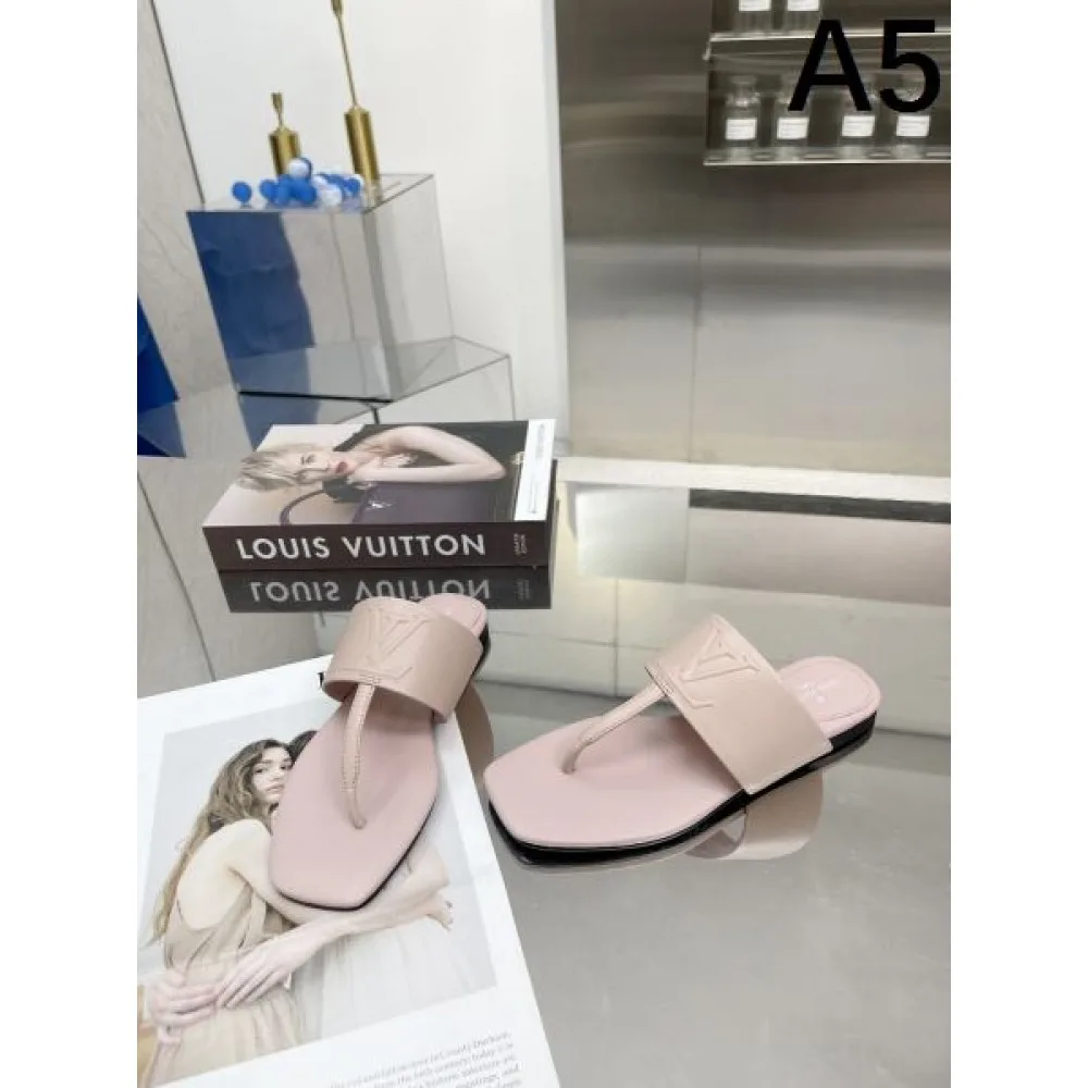 2026 話題が沸騰中 LOUIS VUITTON ルイヴィトン レディースサンダル 商品画像 5