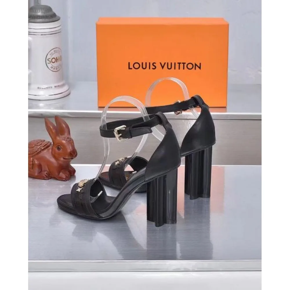 2026 春夏新作登場 LOUIS VUITTON ルイヴィトン レディースサンダル 商品画像 5