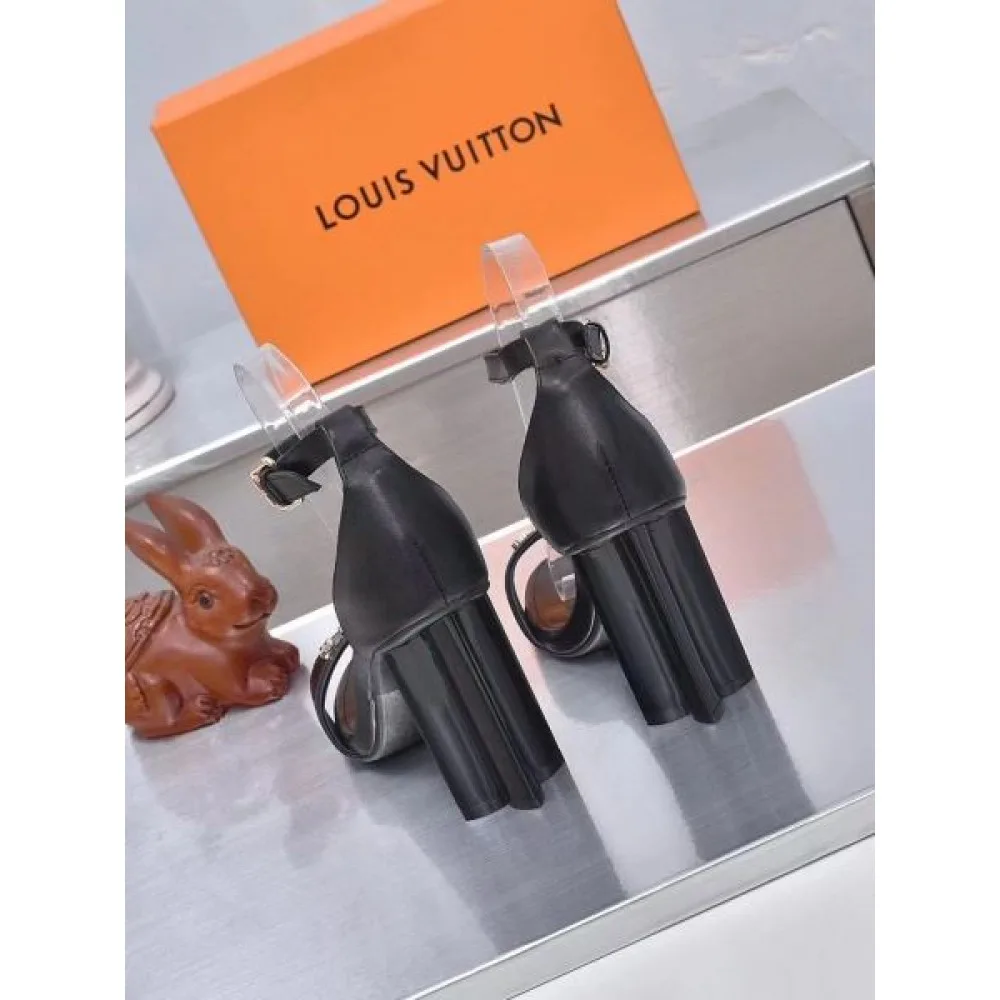 2026 春夏新作登場 LOUIS VUITTON ルイヴィトン レディースサンダル 商品画像 6